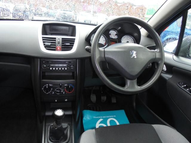 2007 Peugeot 207 1.4 SW S 5d image 9