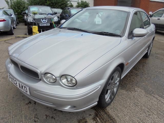 2002 Jaguar X-Type 2.5 V6 Sport 4d image 3