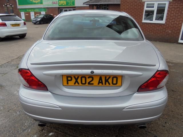 2002 Jaguar X-Type 2.5 V6 Sport 4d image 4