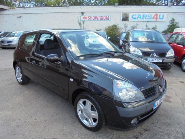 2006 Renault Clio 1.1 Sport 16V 3d image 1