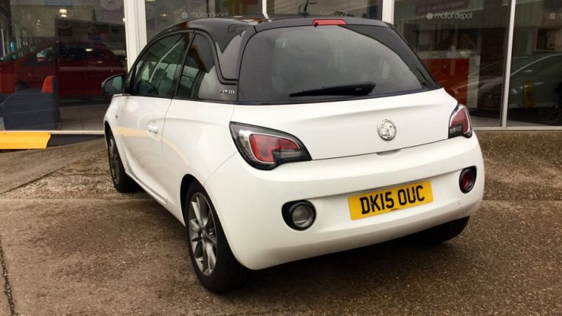 2015 Vauxhall Adam 1.2i image 2