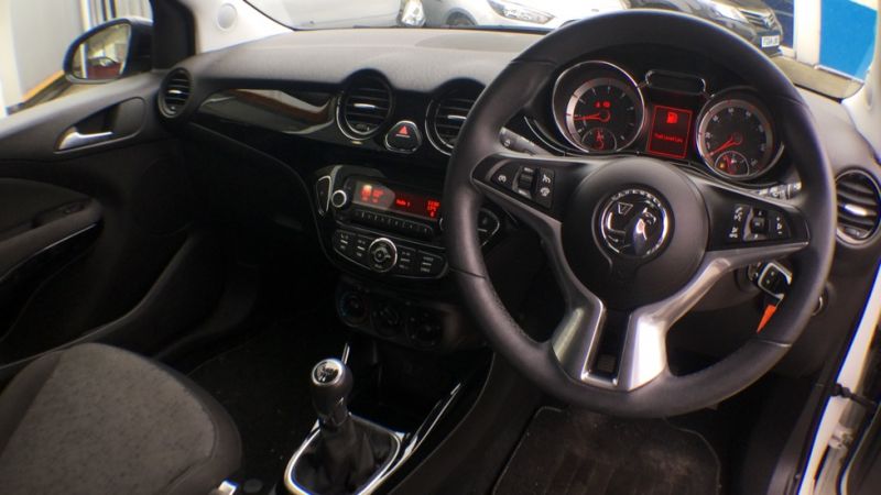 2015 Vauxhall Adam 1.2i image 7
