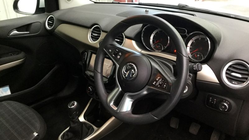 2014 Vauxhall Adam 1.2i image 6