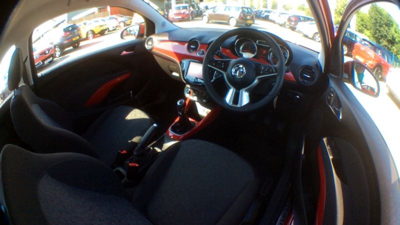 2014 Vauxhall Adam 1.4i image 7
