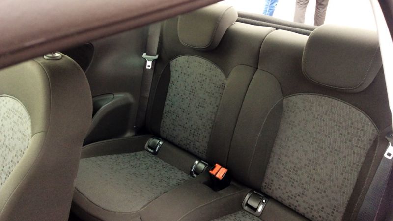 2014 Vauxhall Adam 1.2i image 7