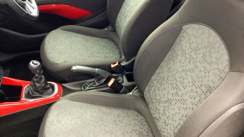 2014 Vauxhall Adam 1.2i image 5