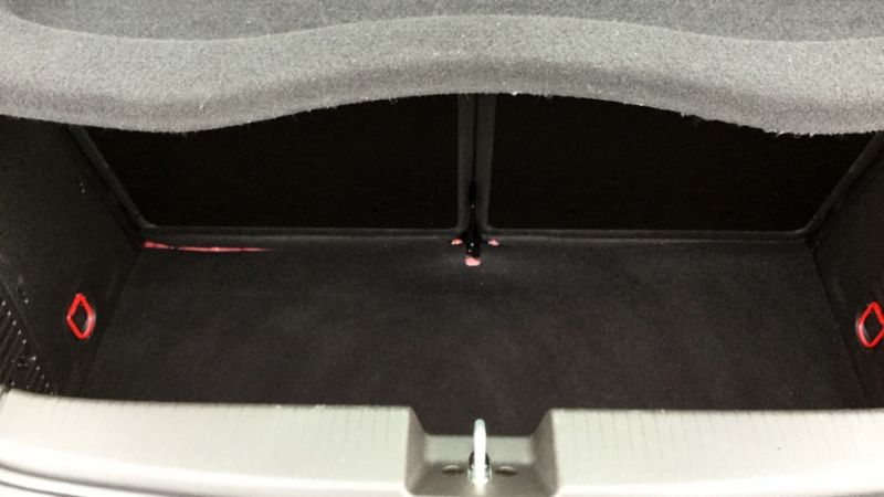 2014 Vauxhall Adam 1.2i image 9