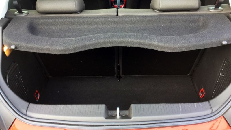 2014 Vauxhall Adam 1.2i image 9