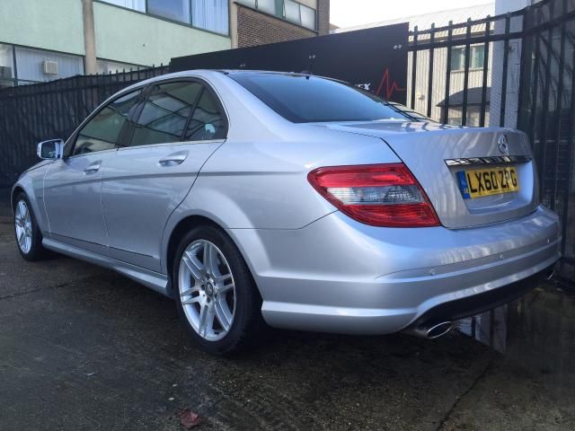 2010 Mercedes 3.0 C350 CDI Sport 4d image 3