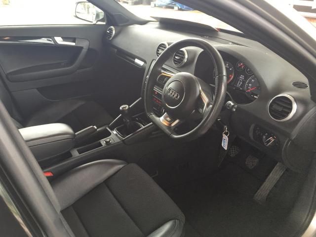 2012 Audi A3 2.0 Sportback TDI S Line 5d image 7