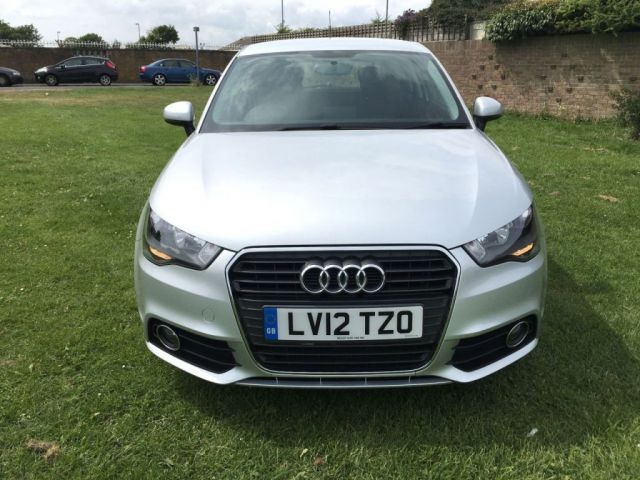 2012 AUDI A1 1.6 TDI Sport 3d image 4