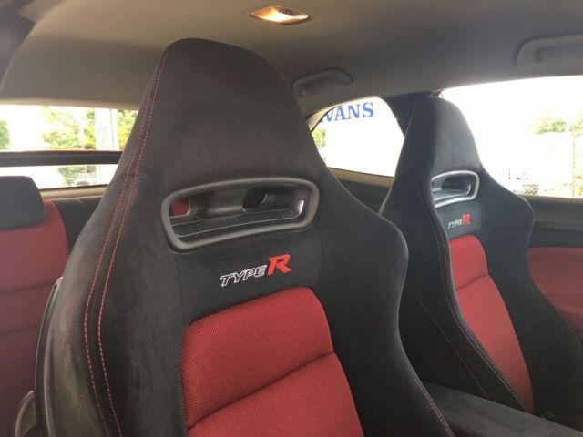 2009 Honda Civic 2.0 I-VTEC Type-R GT 3d image 9