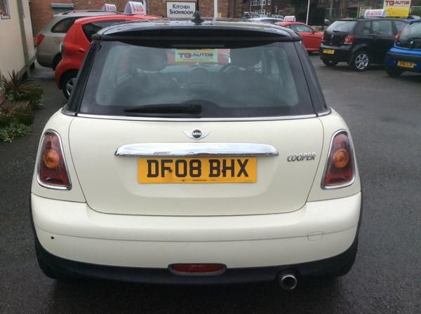2008 MINI Hatchback 1.6 Cooper image 3