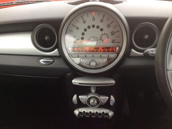 2008 MINI Hatchback 1.6 Cooper image 9