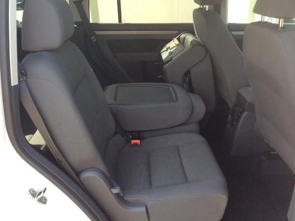 2009 Volkswagen Touran 1.9 TDI image 6