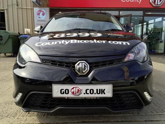 2015 MG MG 3 1.5 3 STYLE VTI-TECH 5d image 2