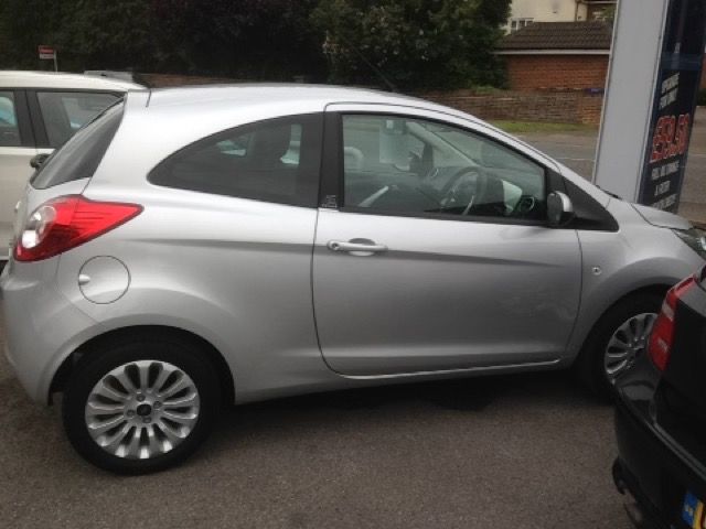2014 Ford Ka 1.2 Zetec 3d image 2