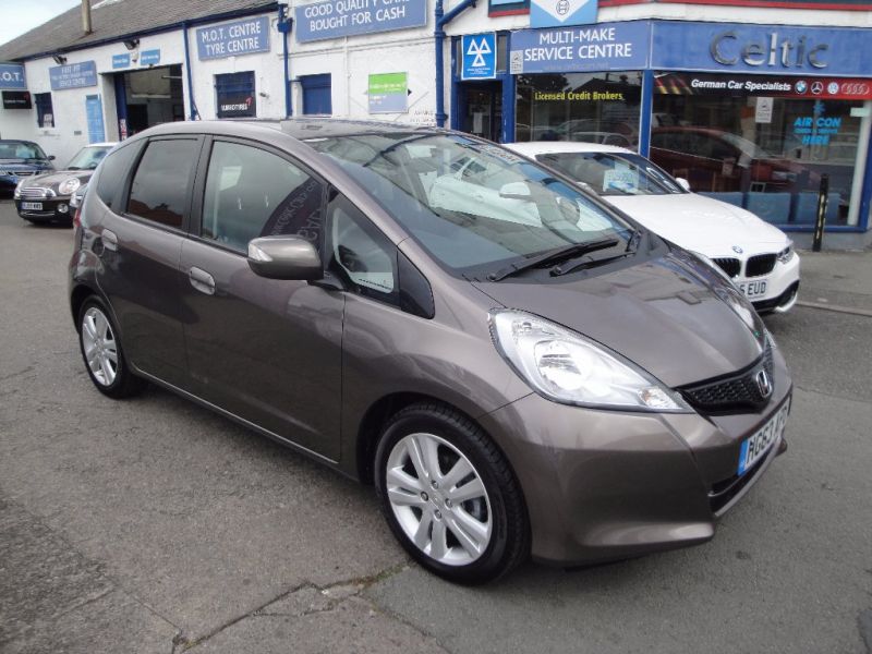2013 Honda Jazz 1.4 i-VTEC ES Plus CVT 5dr image 1
