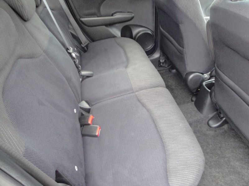 2013 Honda Jazz 1.4 i-VTEC ES Plus CVT 5dr image 7