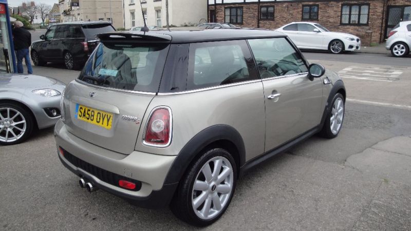 2008 MINI Hatch 1.6 Cooper S 3dr image 3