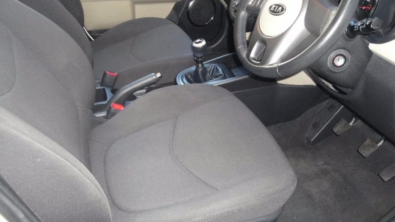 2010 Kia Soul 1.6 CRDi Shaker 5dr image 7