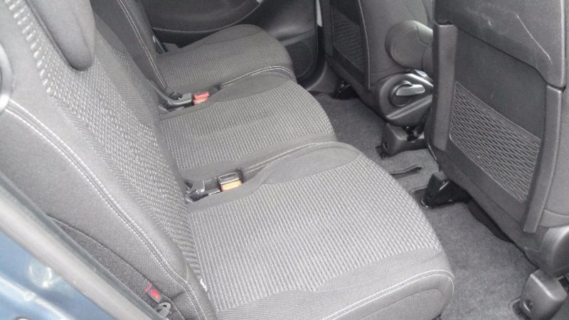 2012 Citroen Grand C4 Picasso 1.6 HDi 16v VTR+ 5dr image 6