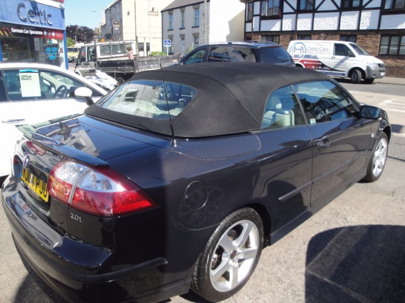 2004 Saab 9-3 2.0 T Vector 2dr image 5