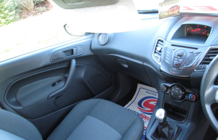 2011 Ford Fiesta 1.4 TDCi 5dr image 8