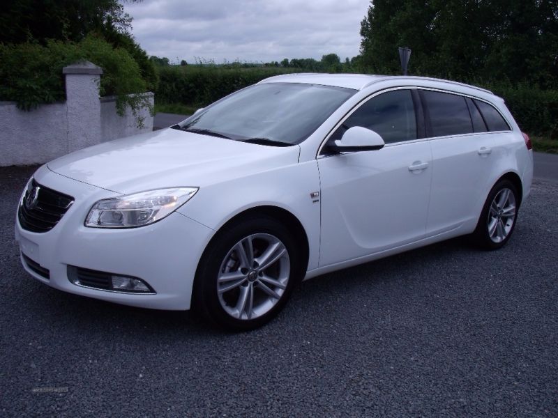 2011 Vauxhall Insignia SRI image 2