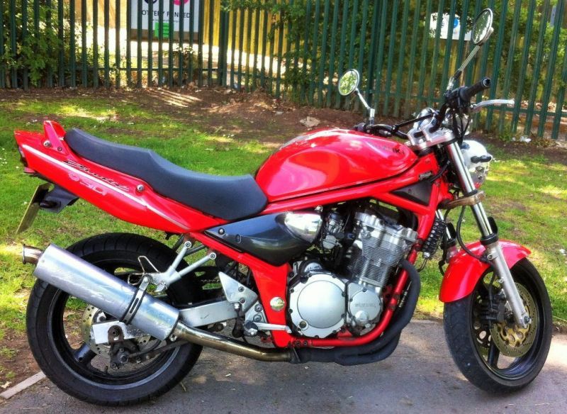 2000 Suzuki Bandit GSF600 image 1