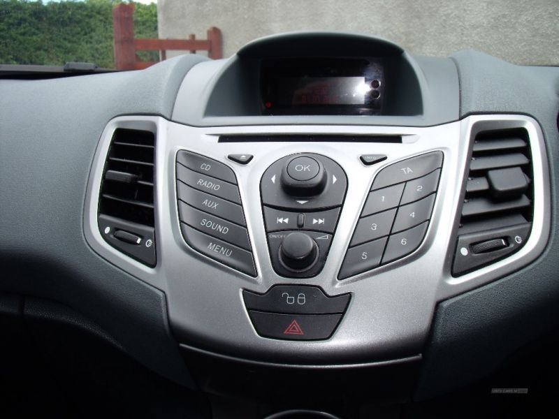 2009 Ford Fiesta 1.3 image 8