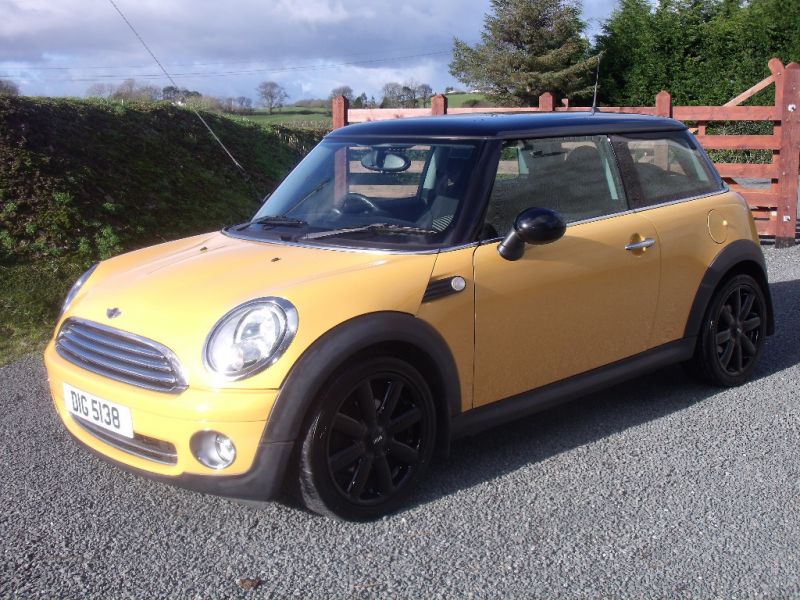 2008 MINI Cooper 1.6 image 1