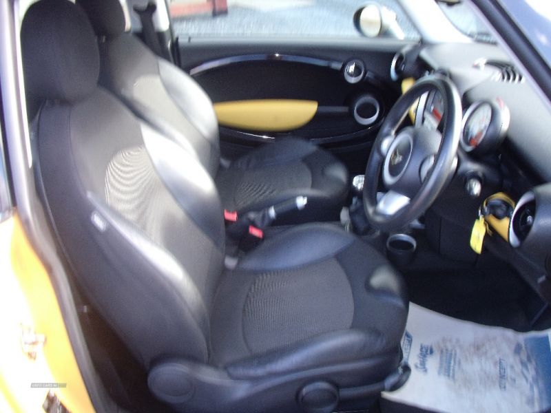 2008 MINI Cooper 1.6 image 6