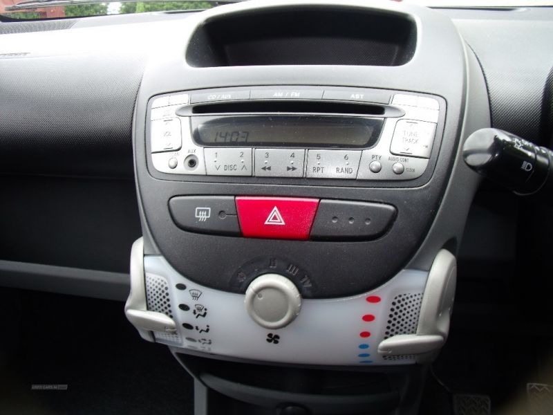 2011 Peugeot 107 1.0 Urban image 7