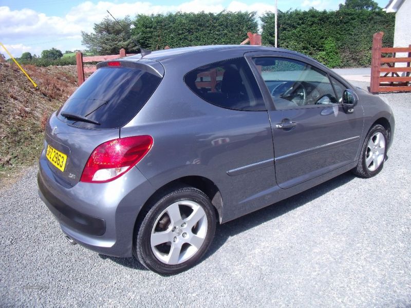 2010 Peugeot 207 1.6 Sport image 4