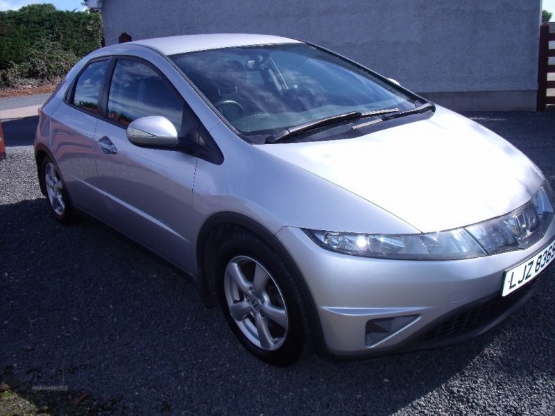 2007 Honda Civic SE I-DSI image 2