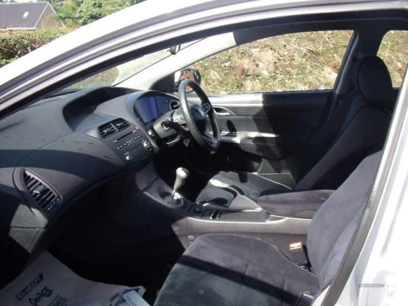 2007 Honda Civic SE I-DSI image 6