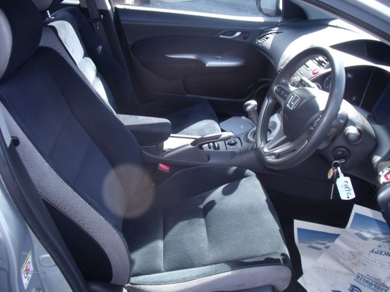 2007 Honda Civic SE I-DSI image 7