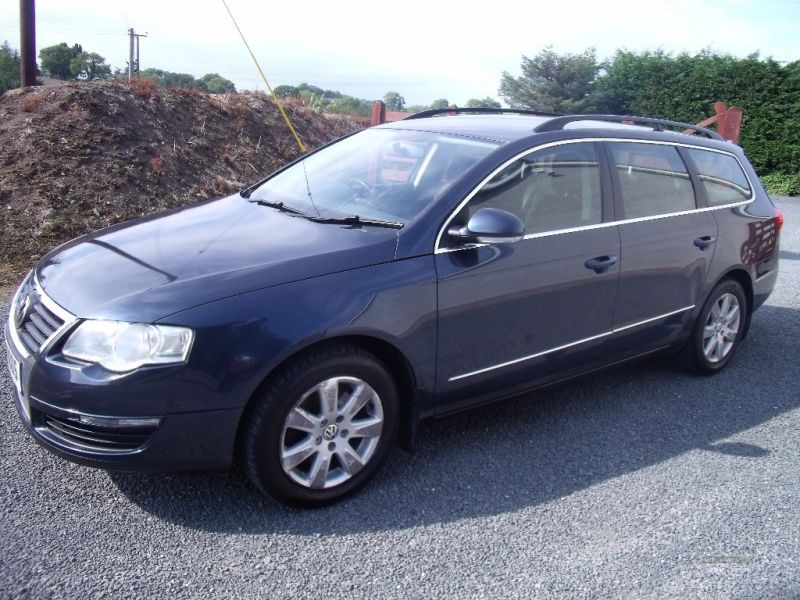 2007 Volkswagen Passat SE TDI image 2