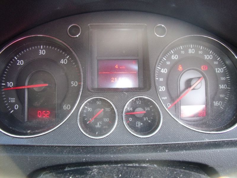 2007 Volkswagen Passat SE TDI image 8