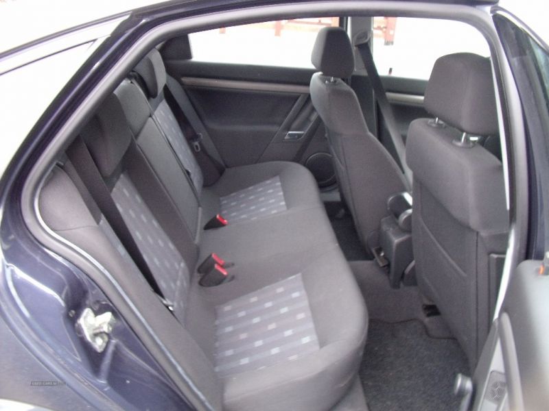 2008 Vauxhall Vectra 1.8 image 6