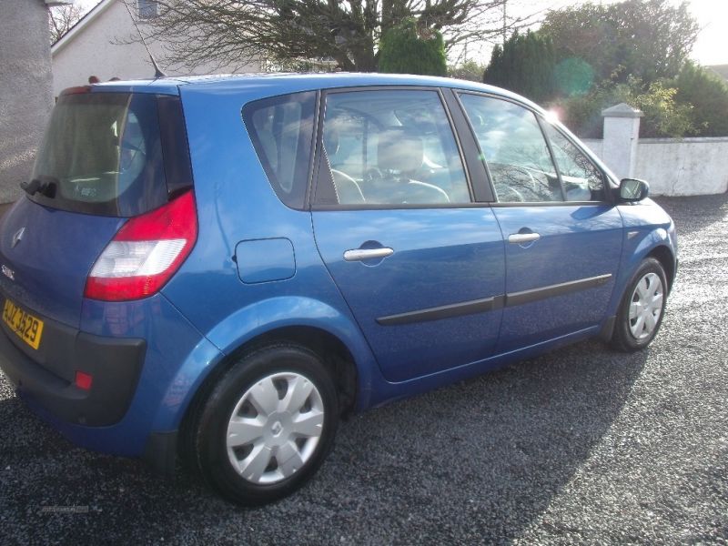 2006 Renault Scenic SL OASIS VVT image 4