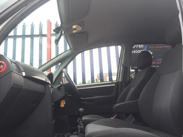 2006 Vauxhall Meriva 1.6 i 16v Active 5dr image 7