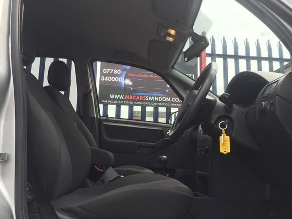 2006 Vauxhall Meriva 1.6 i 16v Active 5dr image 8