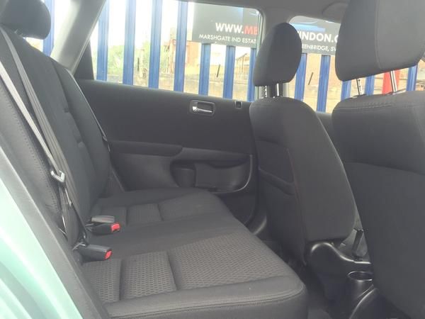 2004 Honda Civic 1.6 i VTEC SE 5dr image 7