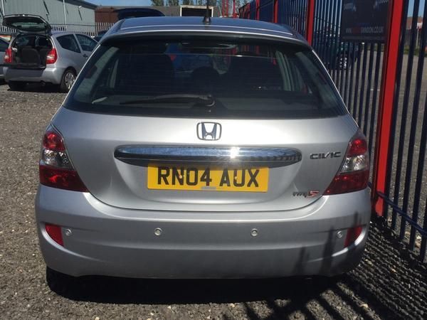 2004 Honda Civic 2.0 i VTEC Type S 5dr image 4