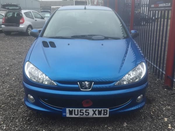 2005 Peugeot 206 1.4 8v Zest 3 5dr image 2