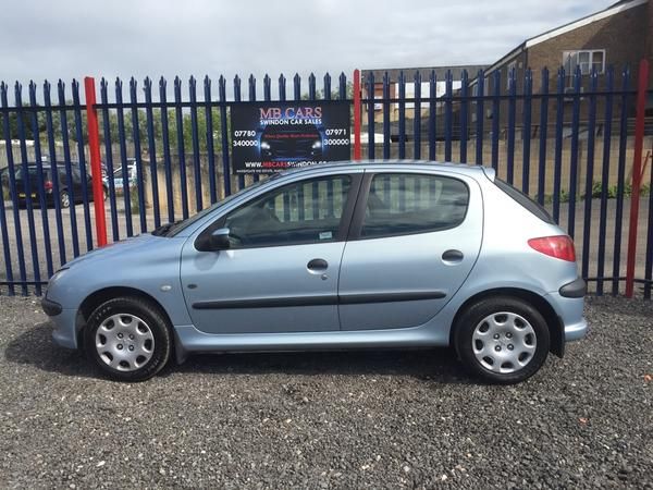 2004 Peugeot 206 1.4 8v 5dr image 4