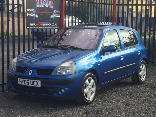 2005 Renault Clio 1.6 16v 5dr image 2