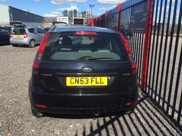 2003 Ford Fiesta 1.4 Ghia 5dr image 5